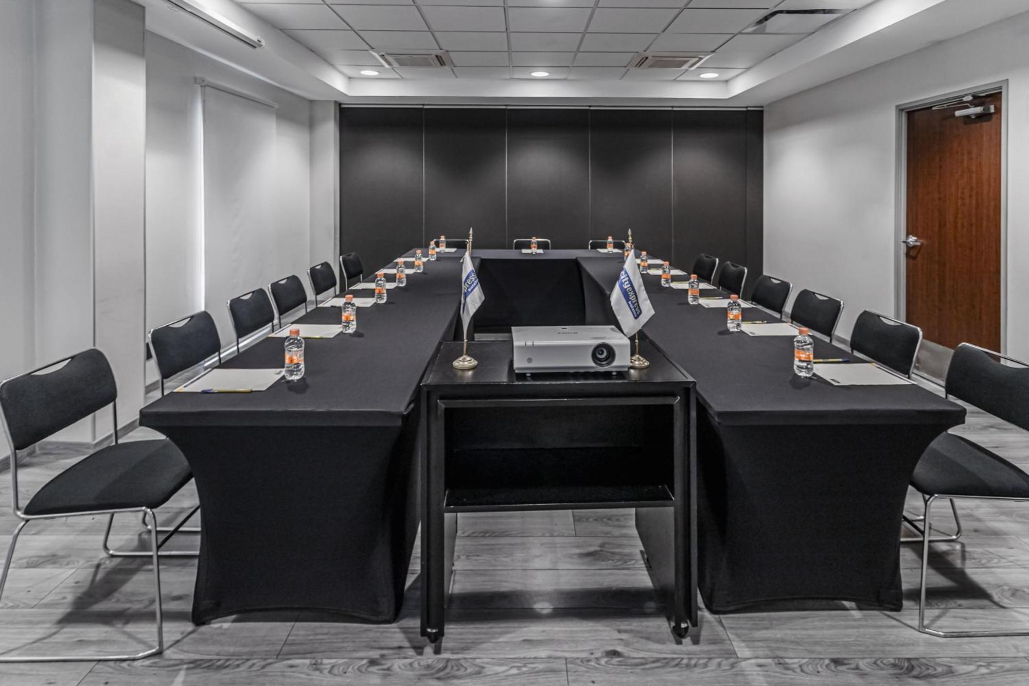 City Express By Marriott Oaxaca المظهر الخارجي الصورة
